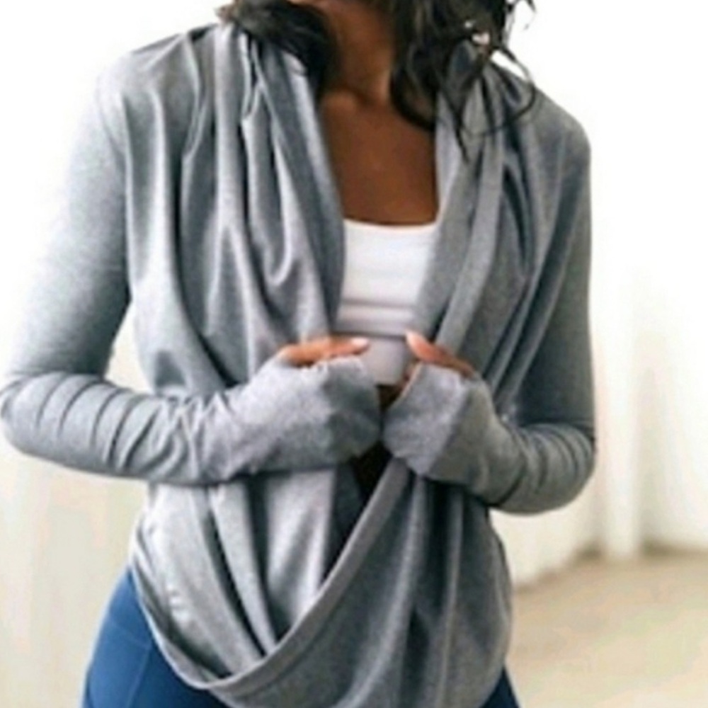 ZYIA Gray Yoga Shawl